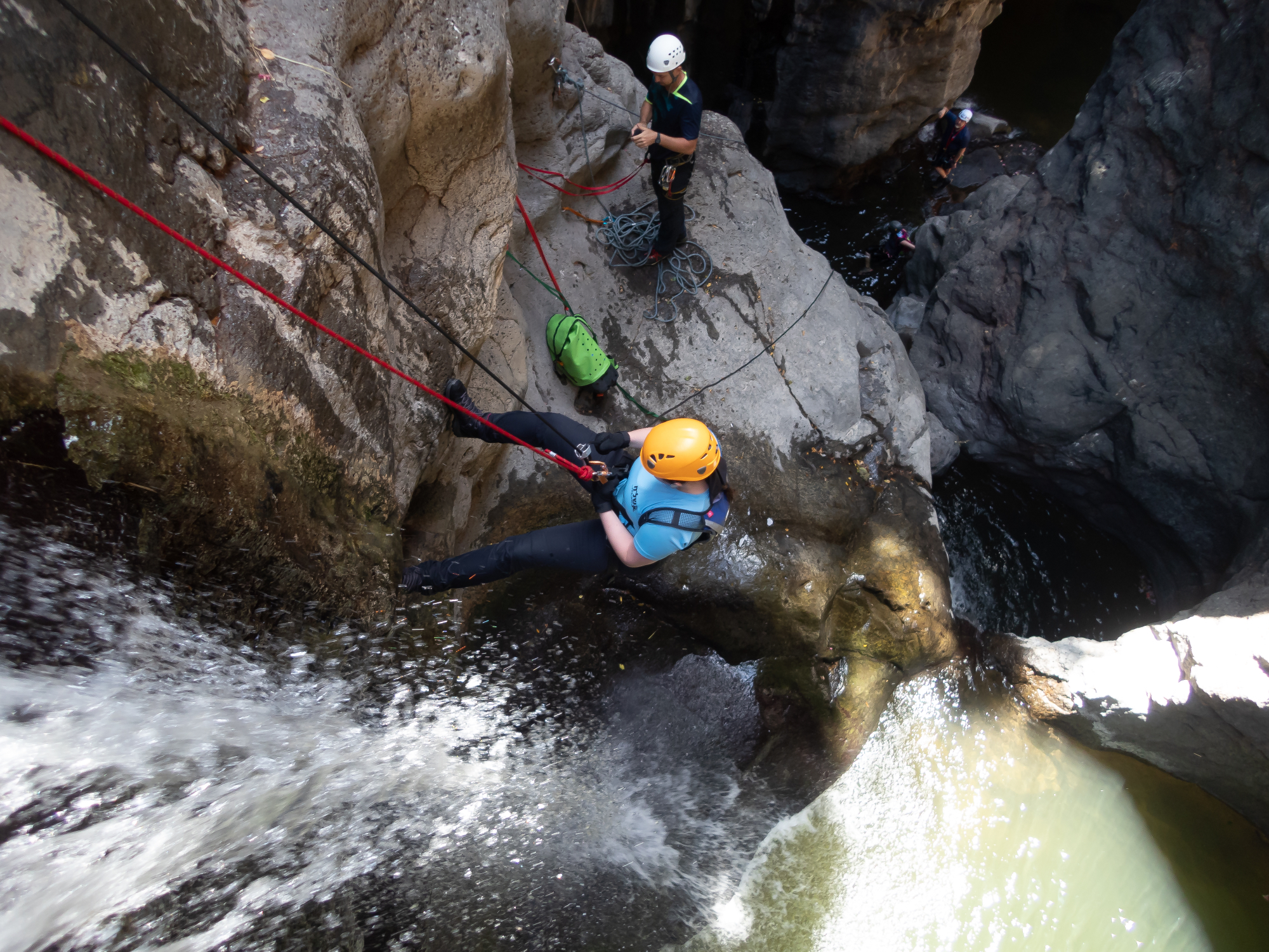 Canyoning Bovec je nekaj, kar je lahko zelo zabavno za naše prijatelje